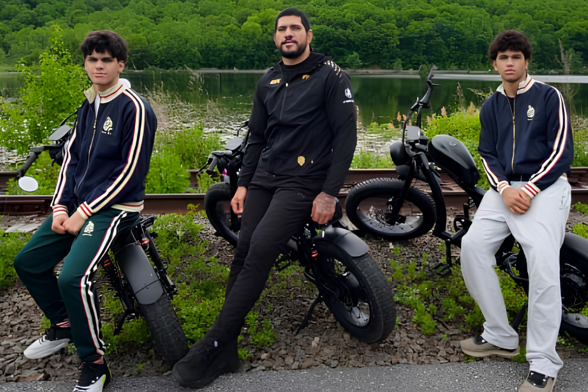 "Almost an Accident": MMA Community Divided as Alex Pereira Escapes Near-Crash With Son