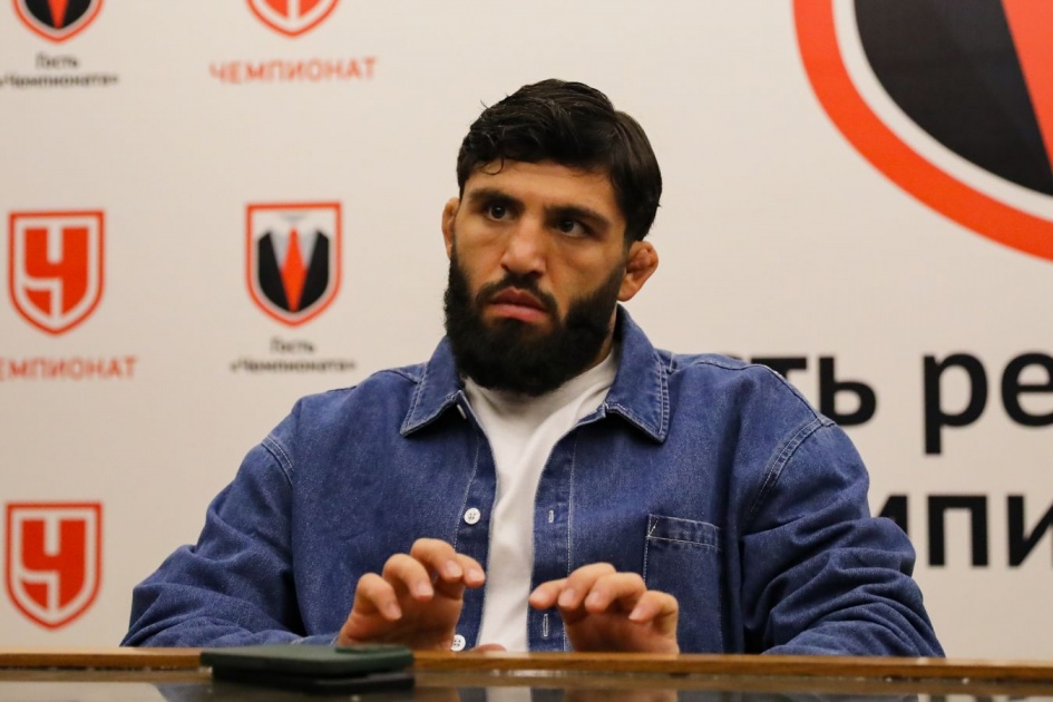 Armen Tsarukyan zmierzy się z Charlesem Oliveirą – źródło