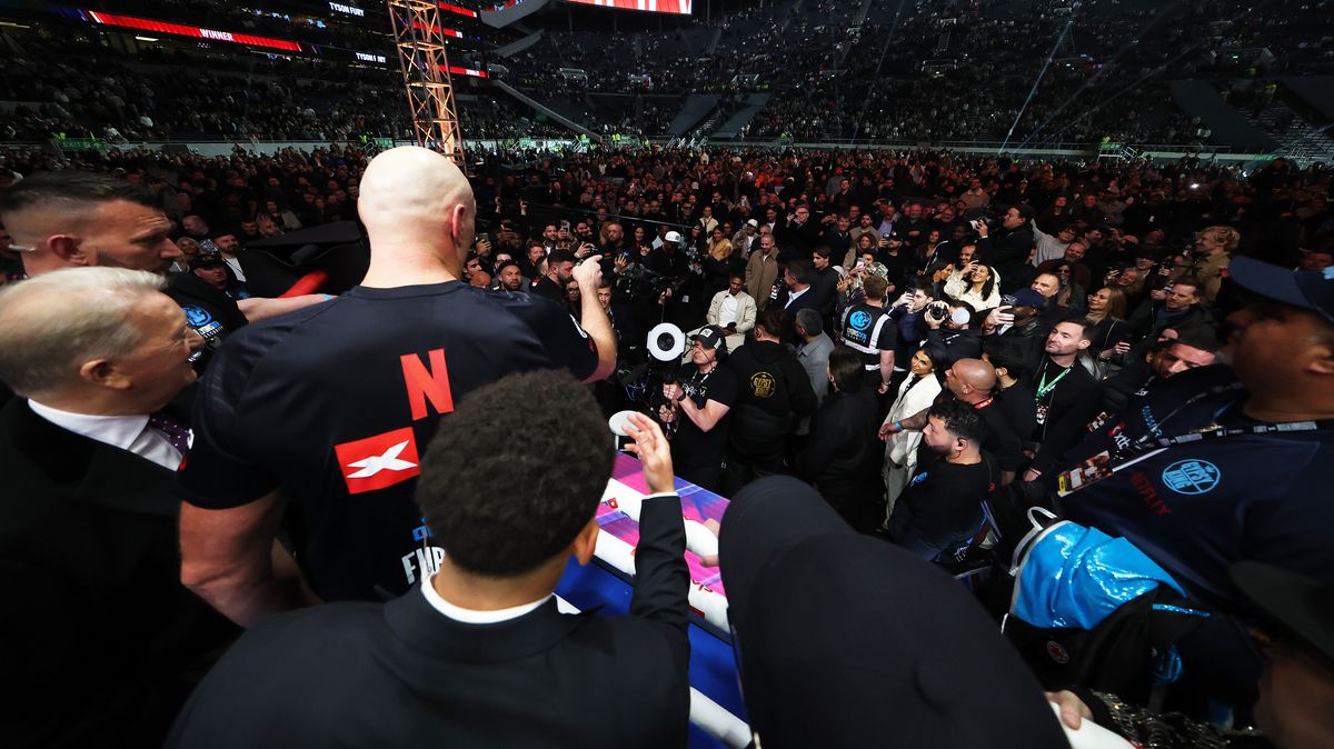 Boxing has waited a decade for Anthony Joshua vs Tyson Fury - don't take it to Saudi Arabia