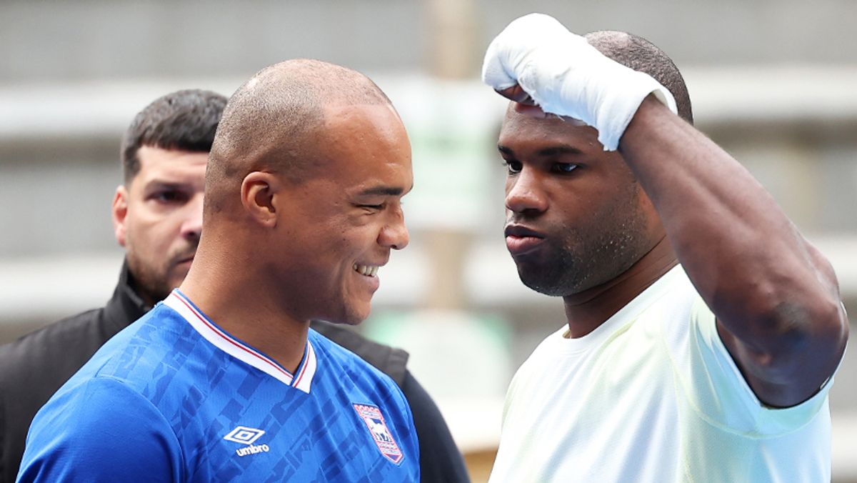 Boxing tonight: Start times, live stream, TV channel and fight card