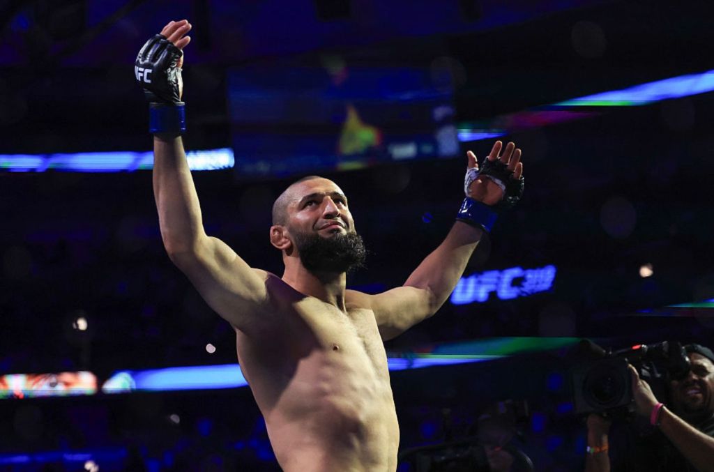 Khamzat Chimaev vs. Sean Strickland: Wielkie starcie w walce wieczoru UFC 328
