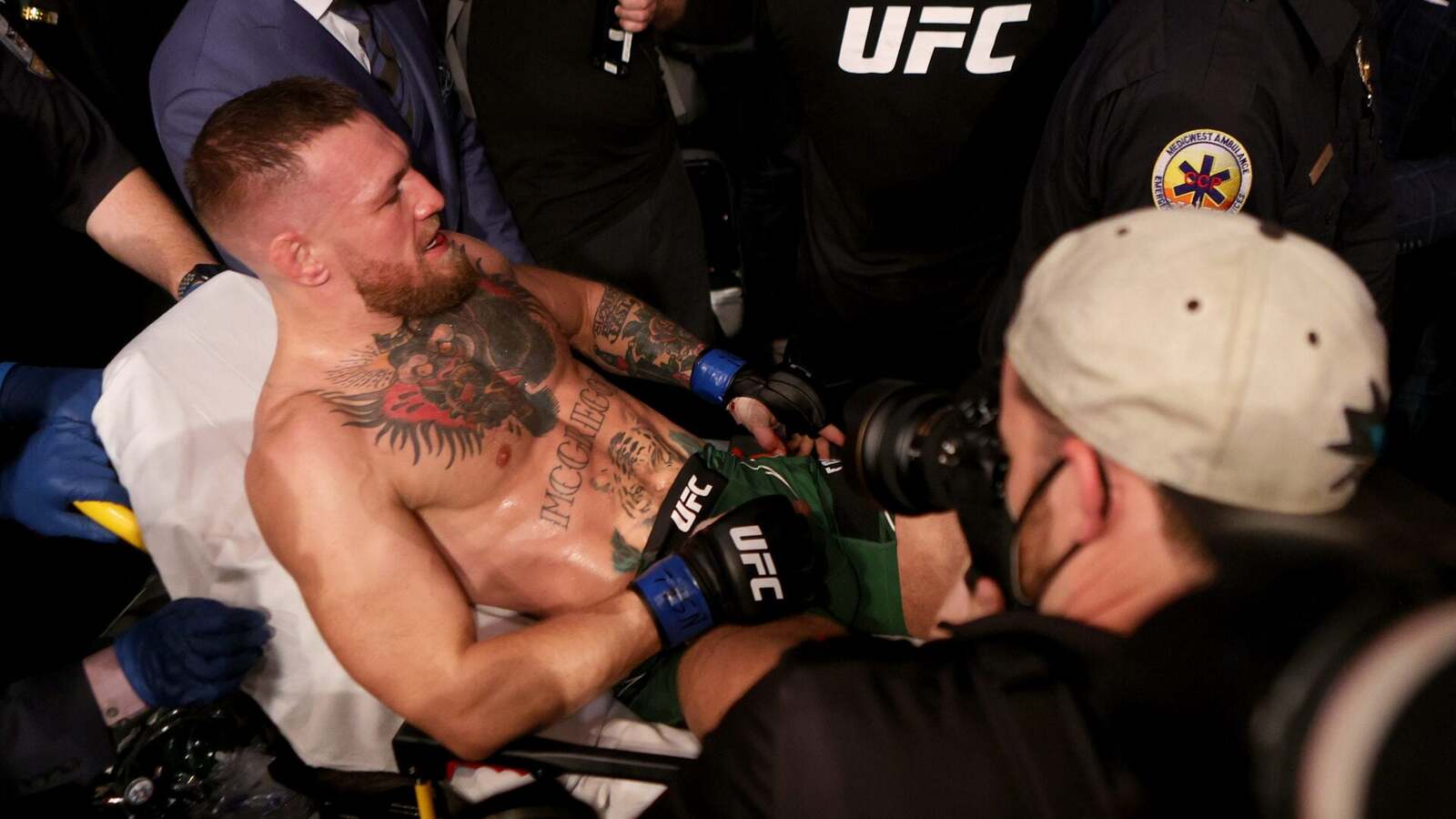 Conor McGregor reaguje na raport o stosowaniu zakazanych środków po złamaniu nogi