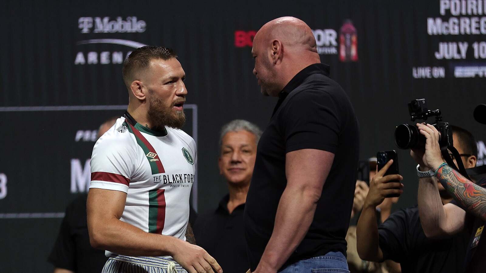 Nowy kontrakt Conora McGregora z UFC: Data walki w kwietniu 2027 roku częścią umowy