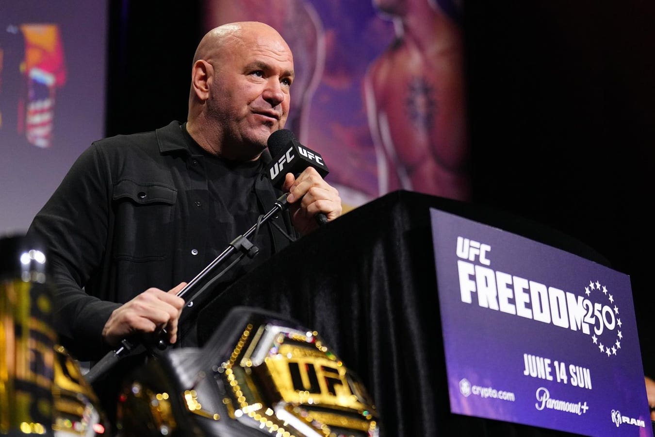 Dana White finalizuje kontrakt z Shakurem Stevensonem
