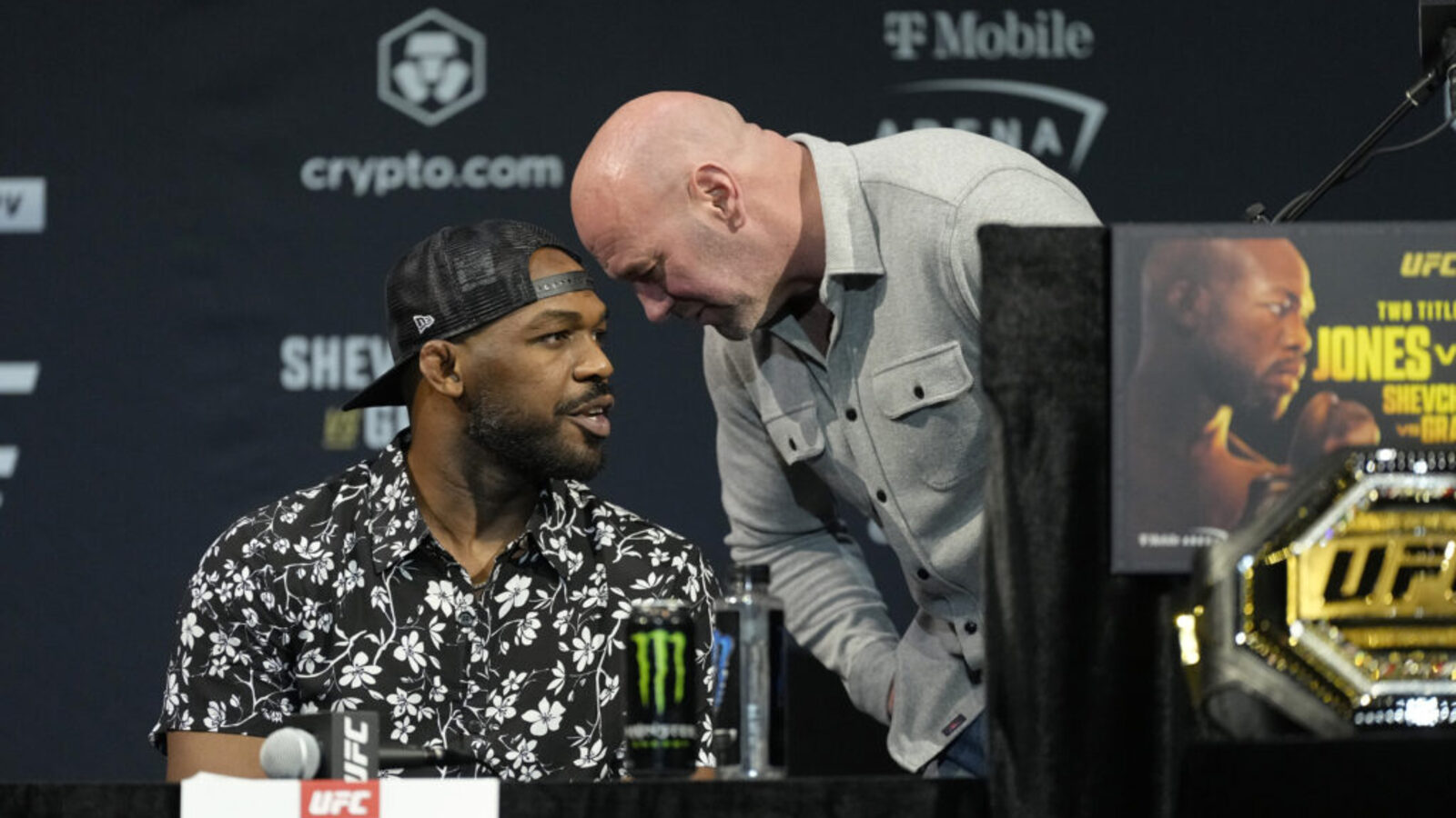 Dana White roznieca konflikt z Jonem Jonesem po komentarzu o gali w Białym Domu