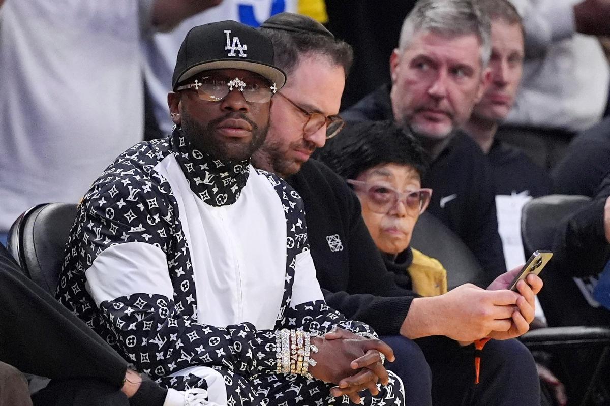 Floyd Mayweather z zarzutami kryminalnymi za czek bez pokrycia przy zakupie zegarka za 200 000 dolarów