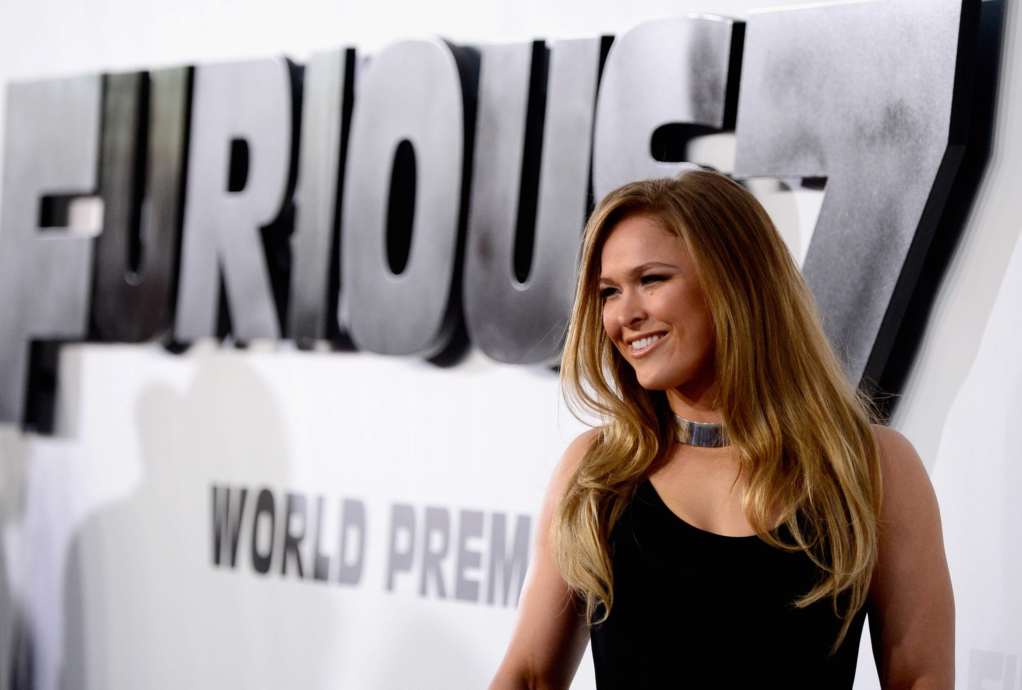 Od klatki do Hollywood: Gwiazdy MMA, które wystąpiły w serii 'Szybcy i wściekli'