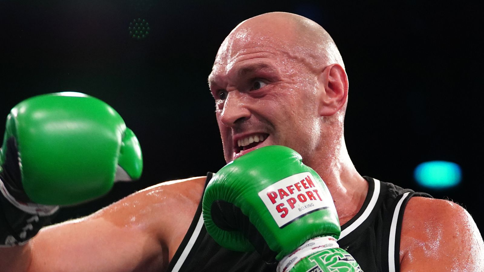 Tyson Fury powraca do ringu: Walka z Machmudowem na stadionie Tottenhamu