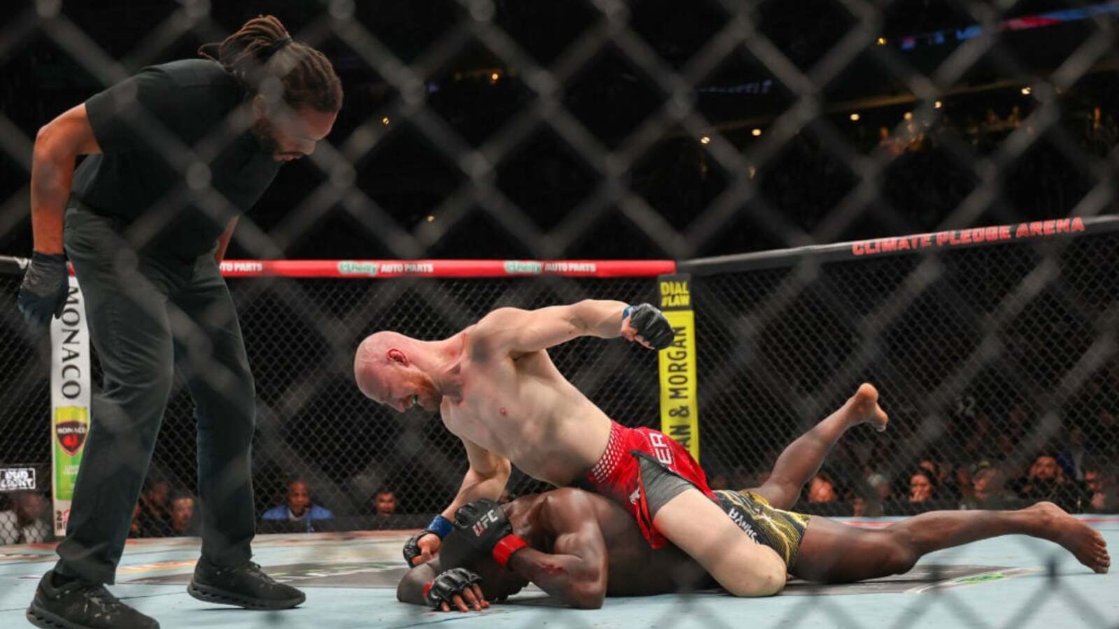 Michael Bisping zaniepokojony przyszłością Israela Adesanyi: „Wolałbym, żeby przeszedł na emeryturę”