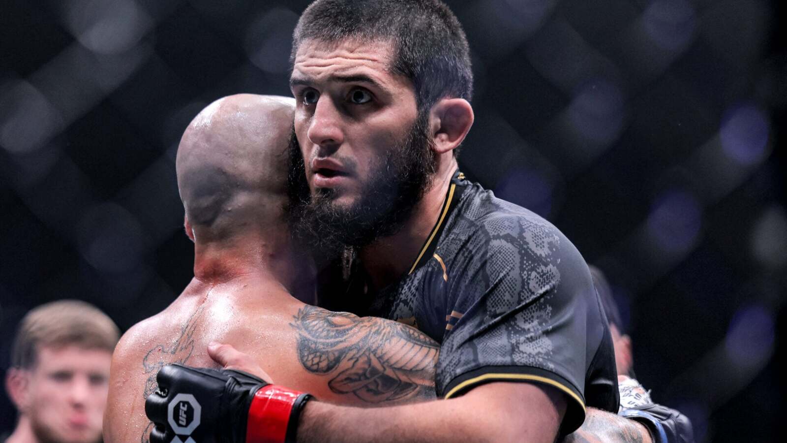 Islam Makhachev makes cancer patient’s ‘dream come true’ with invite to UFC 330