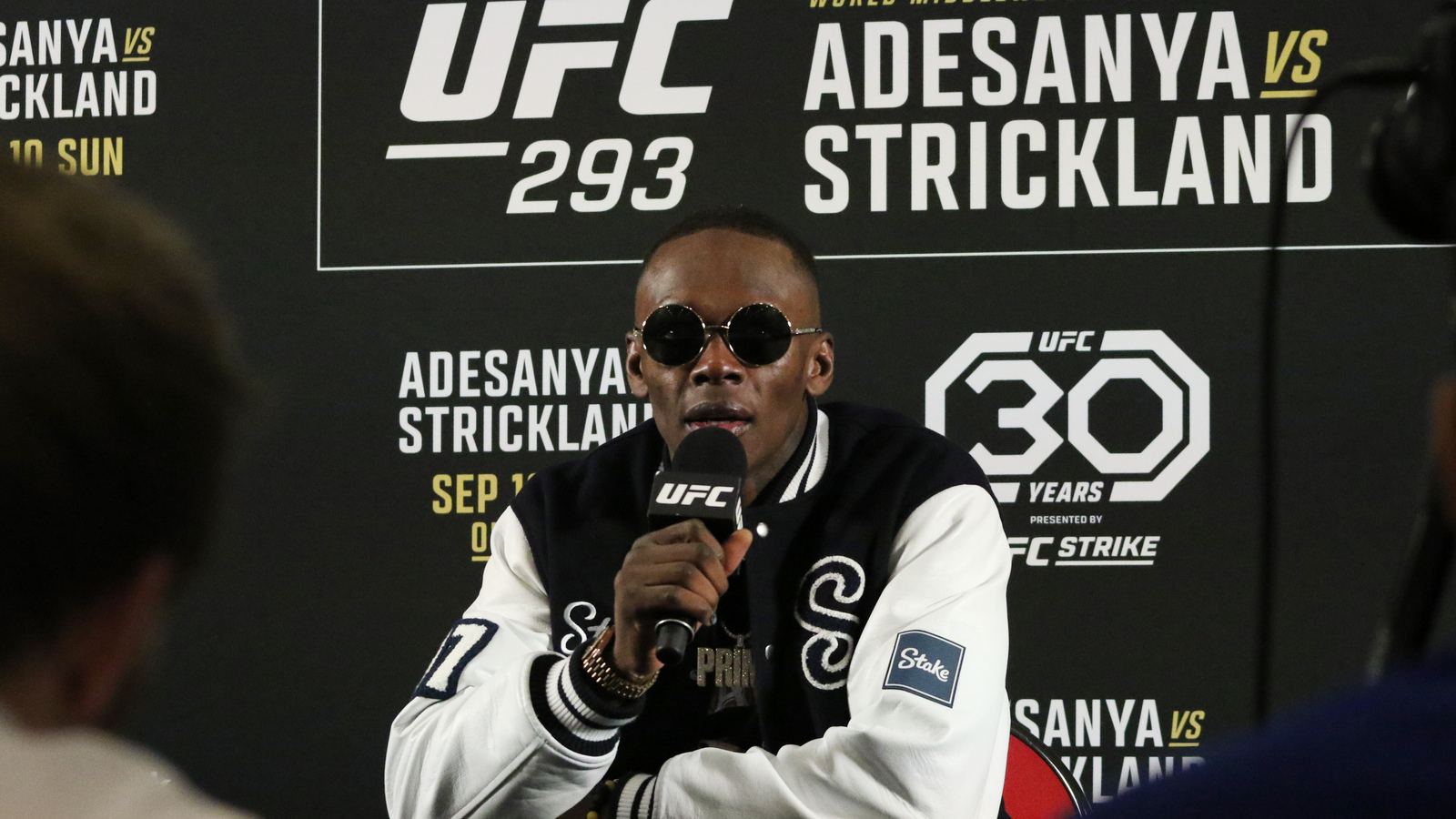 Israel Adesanya krytykuje stagnację w MMA. 'Sport stał się powolny i utknął w miejscu'