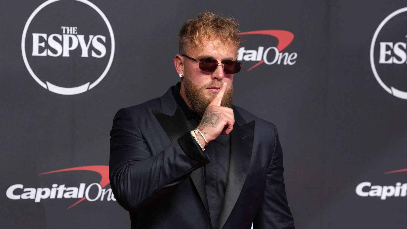 Jake Paul planuje karierę w NFL po zakończeniu przygody z boksem. Twierdzi, że to będzie „całkiem łatwe”