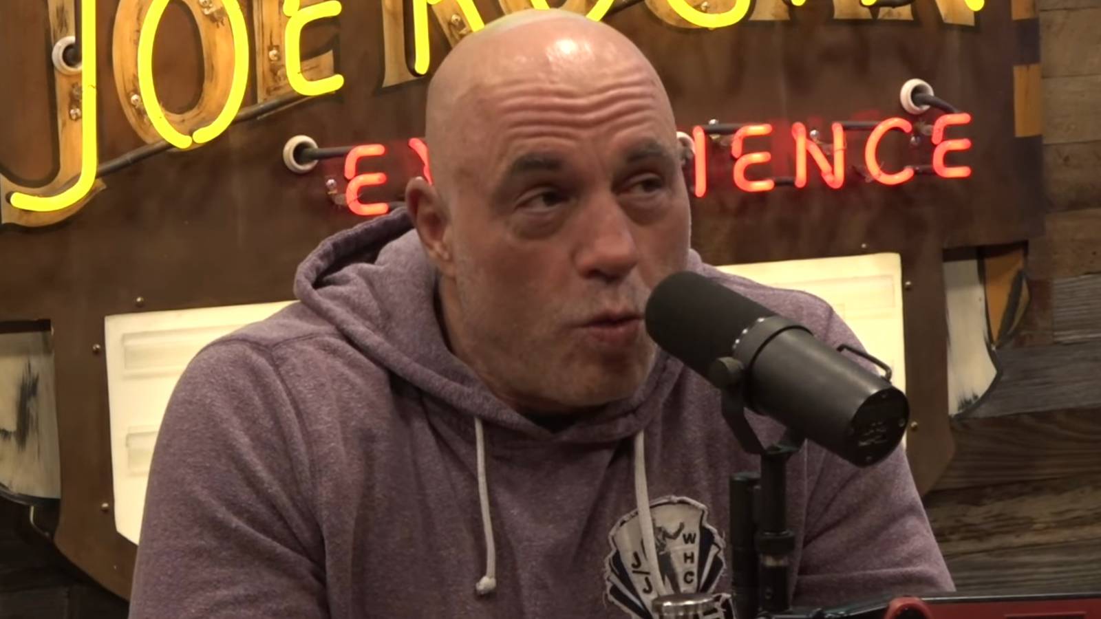 Joe Rogan Names UFC Icon 'Everyone Forgets' in Greatest Heavyweight of All Time Debate