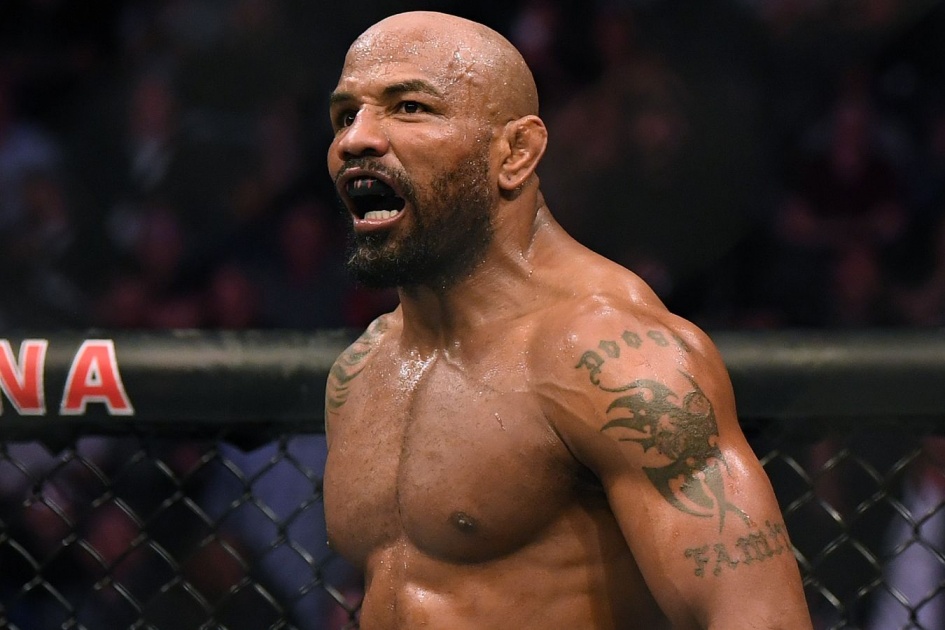 Yoel Romero wygrywa walkę na gołe pięści, łamiąc przeciwnikowi szczękę
