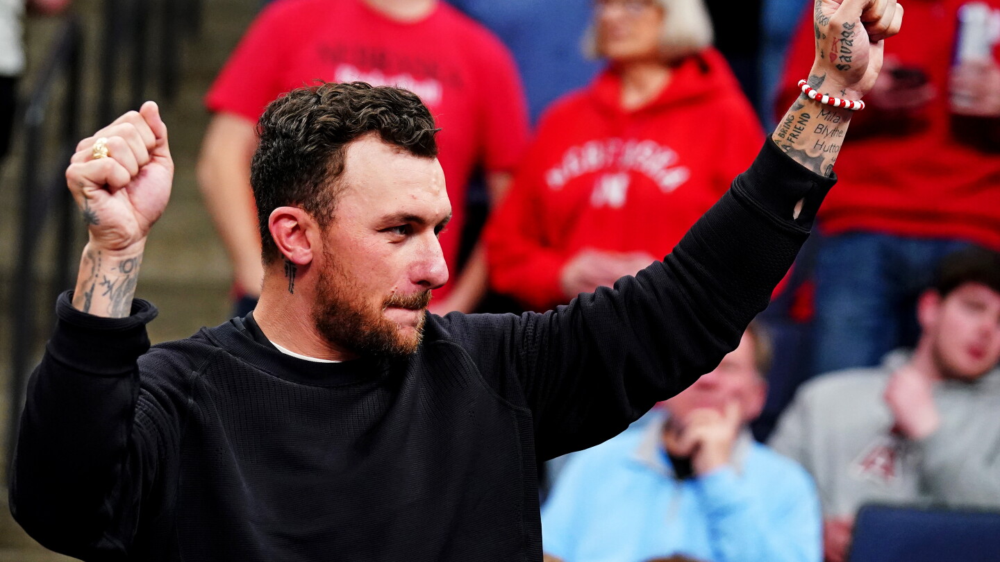 Johnny Manziel udanie debiutuje w MMA. Była gwiazda NFL pokonała influencera