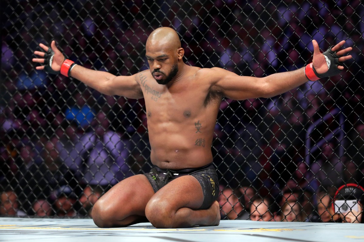 Jon Jones chce walki z Oleksandrem Usykiem, ale stawia twardy warunek