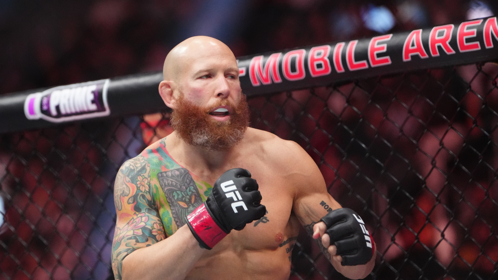 Josh Emmett przymierza powrót do wagi lekkiej po serii porażek w piórkowej