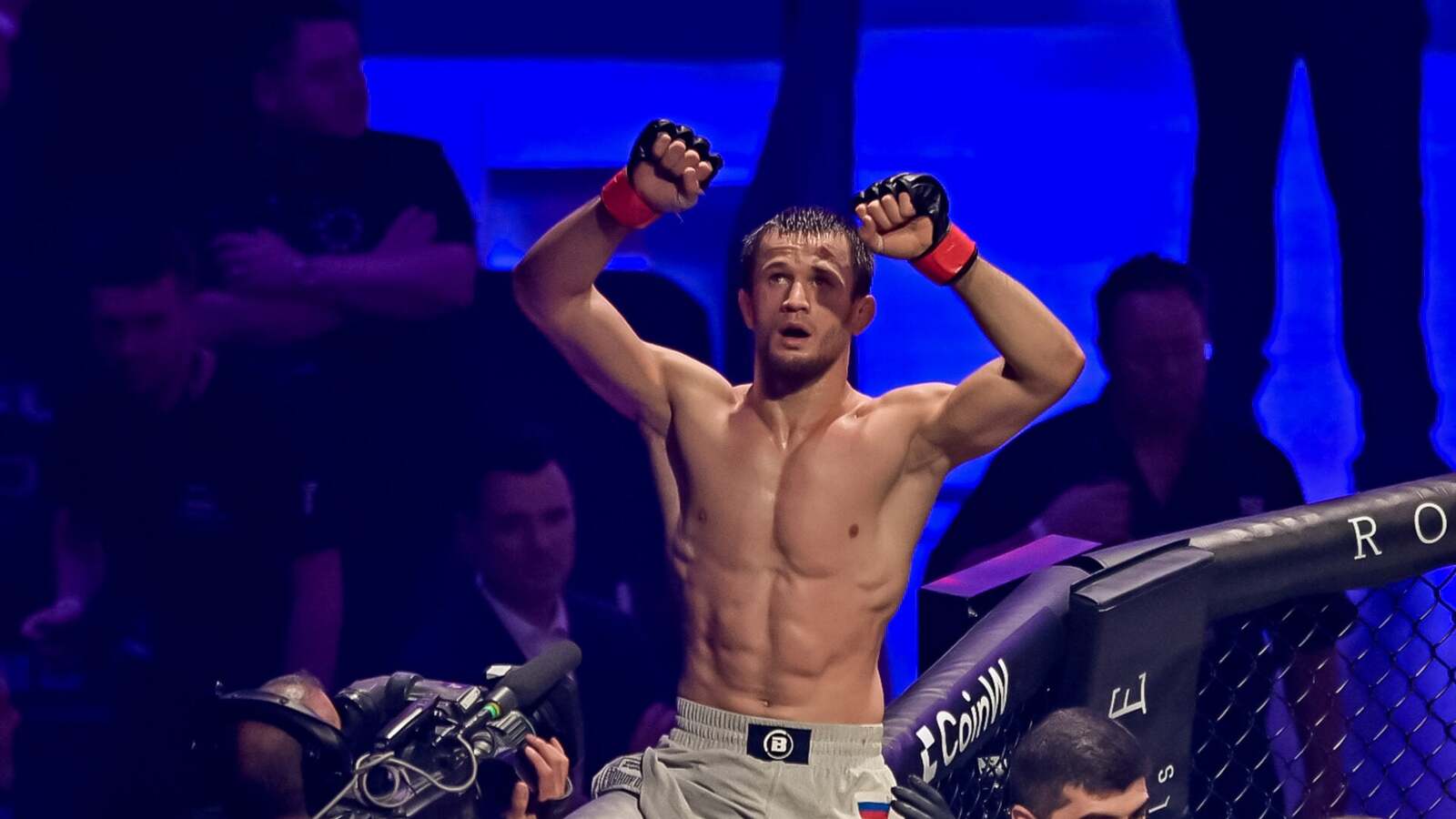 Kuzyn Khabiba Nurmagomedova, Usman, wkrótce wolnym agentem po walce na PFL Long Island
