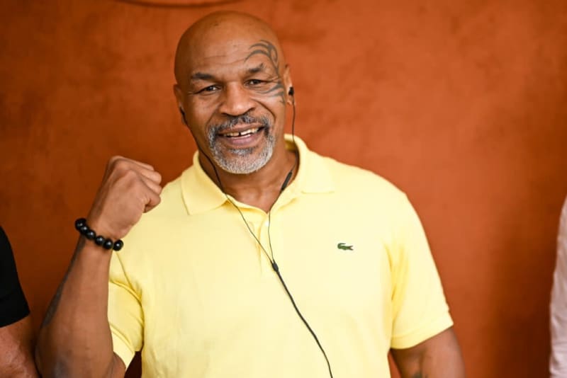 Mike Tyson potwierdza chęć walki z Floydem Mayweatherem