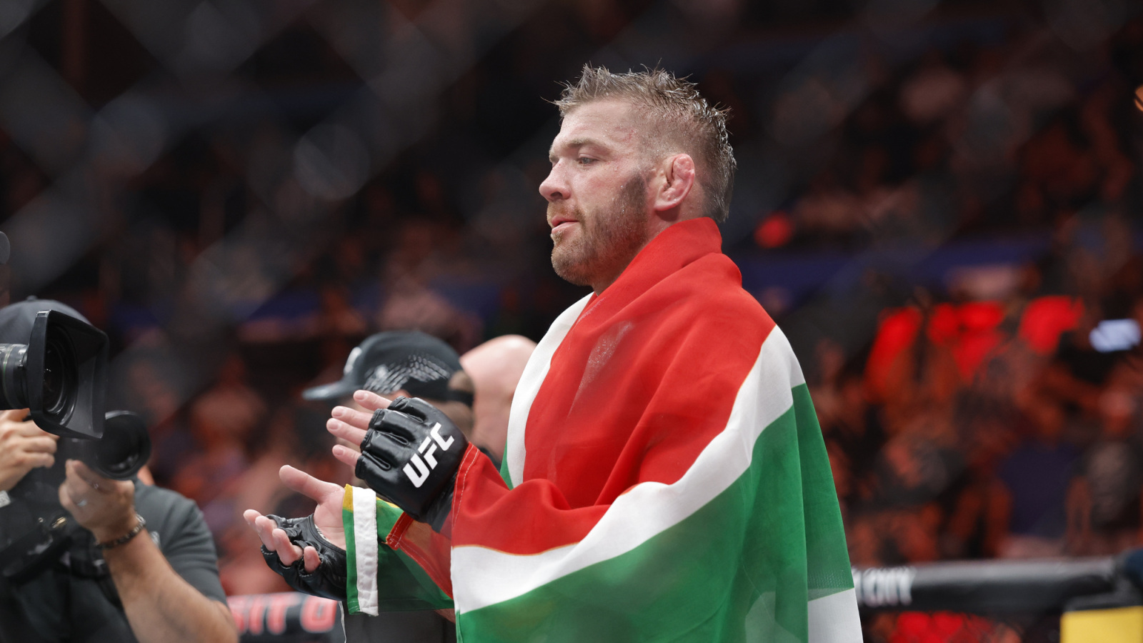 MMA divisional rankings: Du Plessis holds position after UFC 327