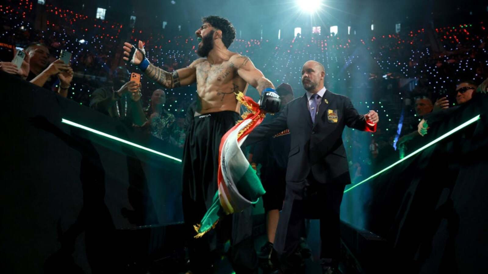 Zawodnik MVP MMA, który prawie starł się z Armanem Tsarukyanem, zawalczy przed Daną Whitem