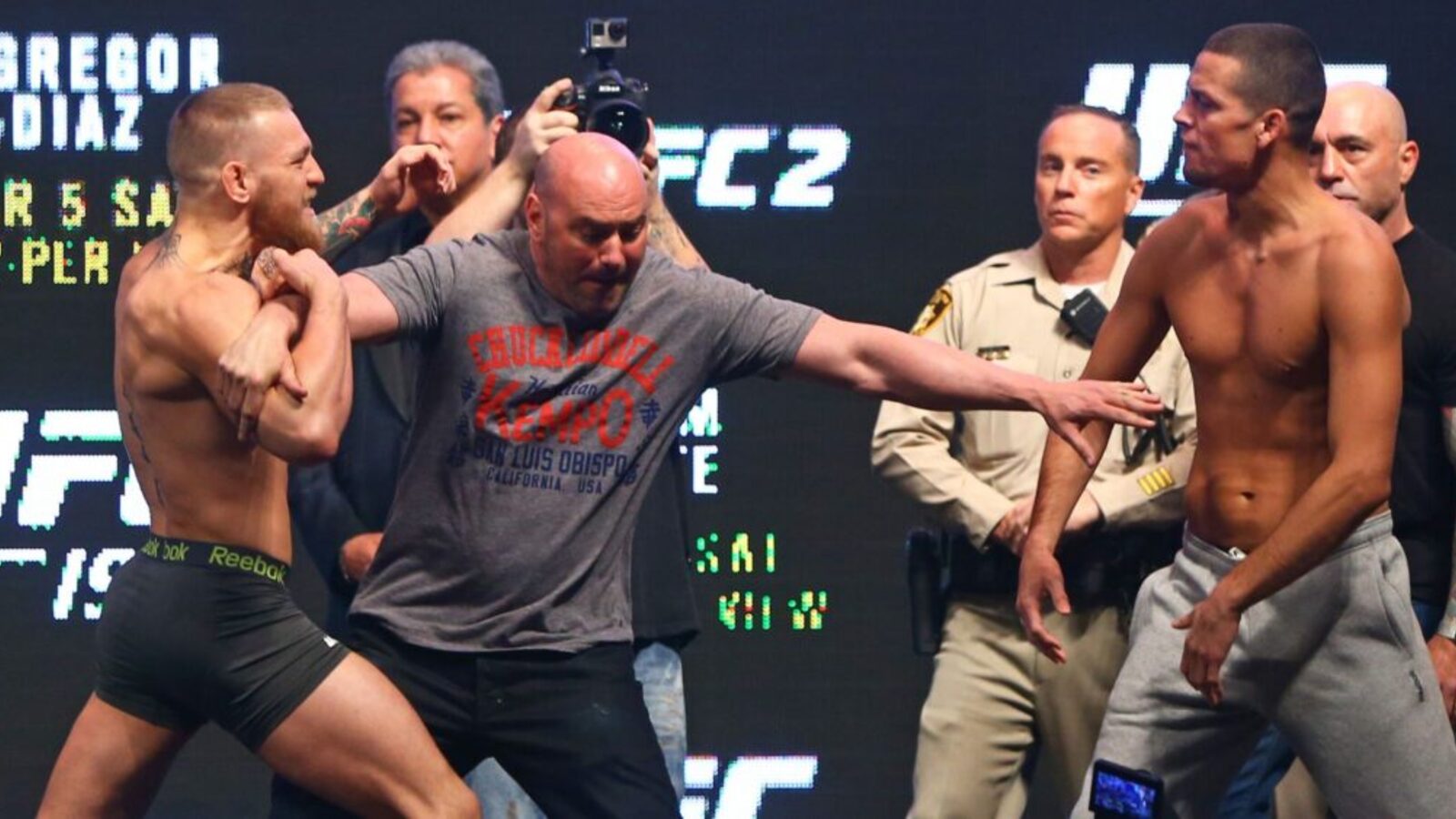 Nate Diaz kwestionuje opóźnienie w ogłoszeniu powrotu Conora McGregora przez Danę White'a