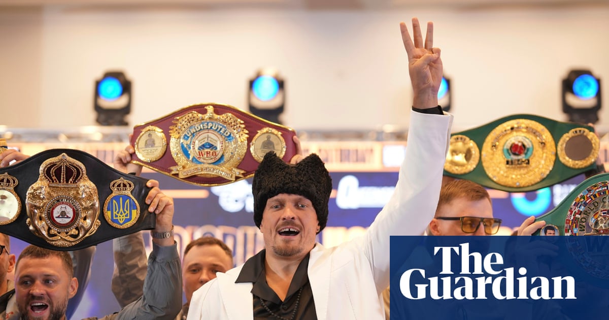 Oleksandr Usyk zwalnia pasy mistrzowskie wagi ciężkiej, ale nie kończy kariery