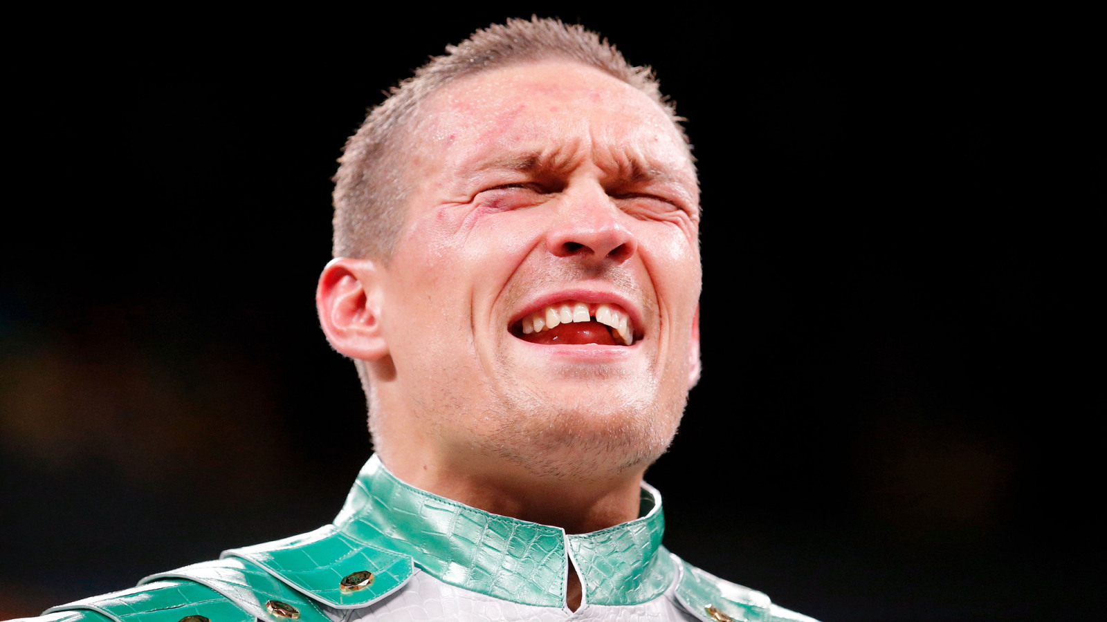 Oleksandr Usyk zrzeka się pasów wagi ciężkiej i ogłasza finałowy etap kariery