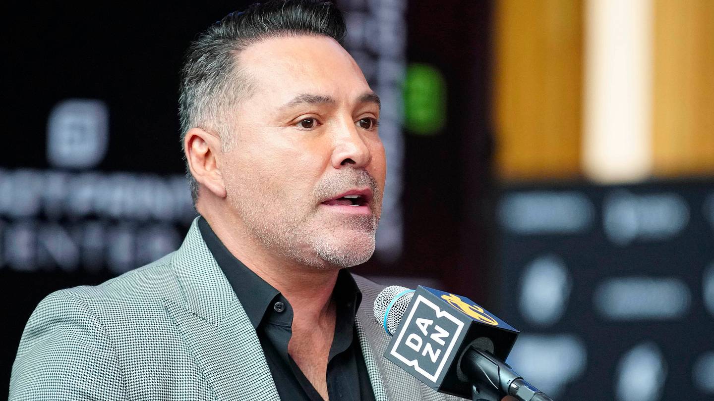 Oscar De La Hoya krytykuje Zuffa Boxing: To „koń trojański” Dany White’a