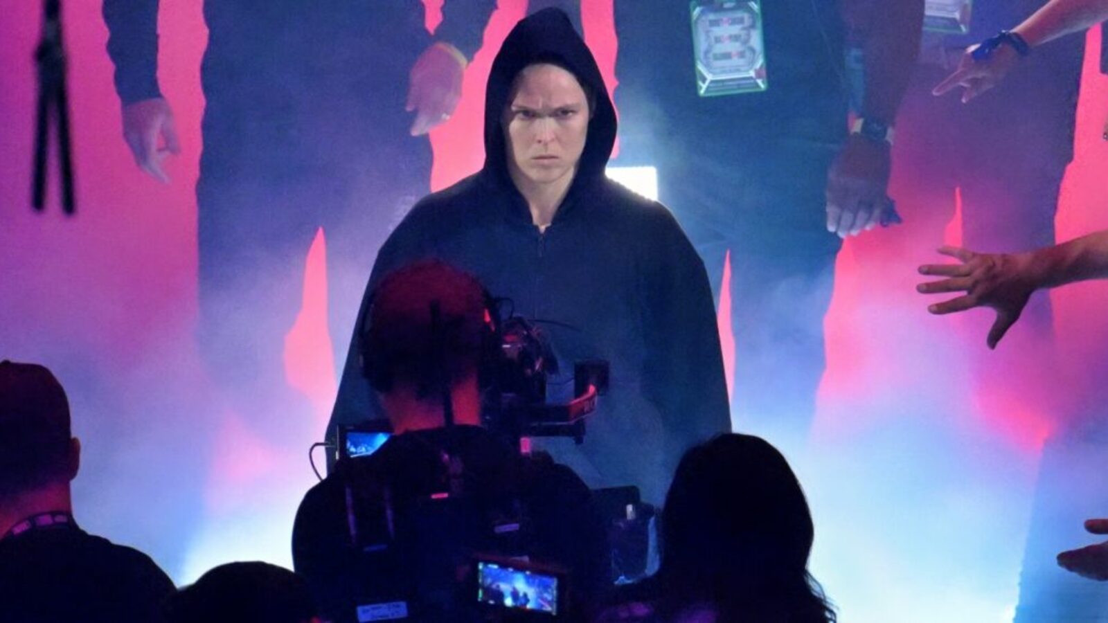 Powód natychmiastowej emerytury Rondy Rousey po walce z Giną Carano ujawniony po kontrowersyjnym starciu na Netflix