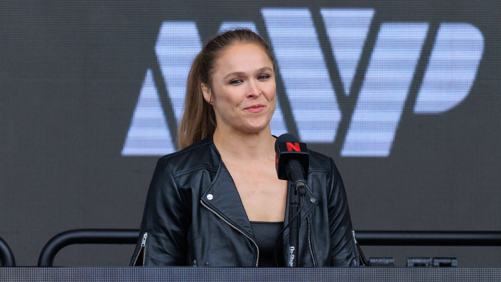 Ronda Rousey ociężale na konferencji. Wspomina o 'haju' od Nate'a Diaza