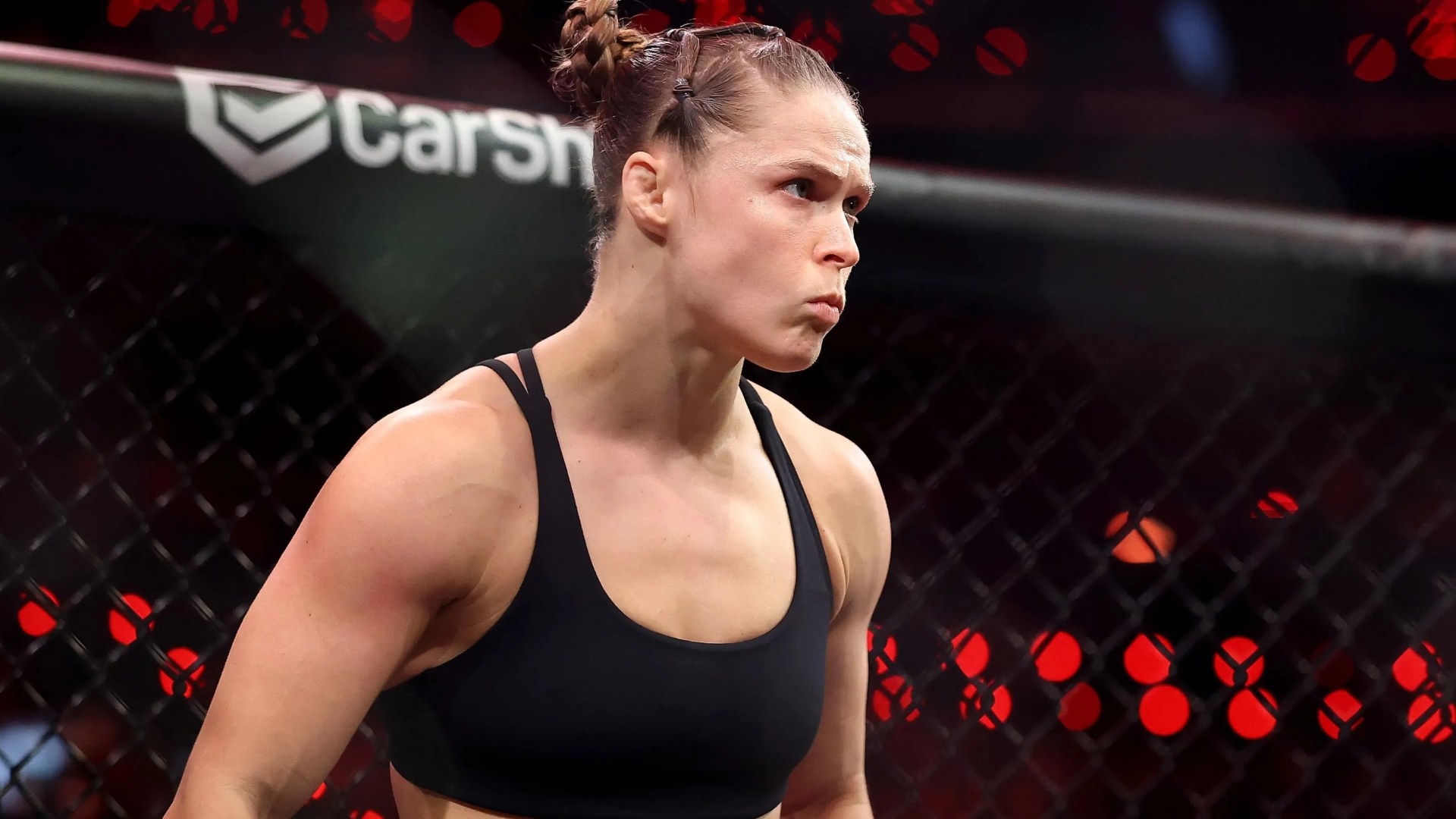 Ronda Rousey plotuje rozmowy o przyszłości i sugeruje rolę na kolejnej gali MMA Jake’a Paula