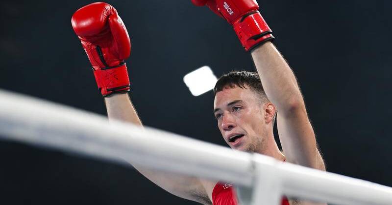 Tight win earns Australian boxing quarters berth