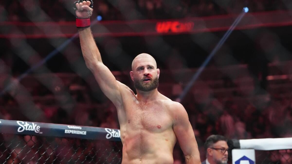 Jiri Prochazka vs. Carlos Ulberg na UFC 327. Ekspert ujawnia typy na galę w Miami
