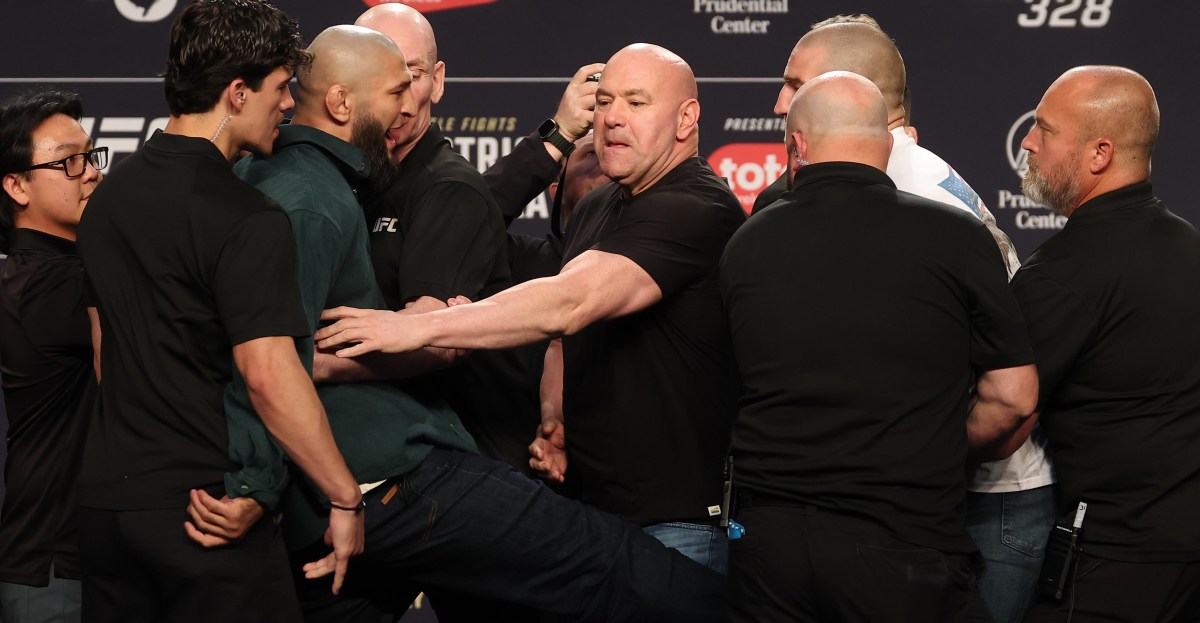 UFC 328: Khamzat Chimaev kontra Sean Strickland – zapowiedź walki o pas wagi średniej