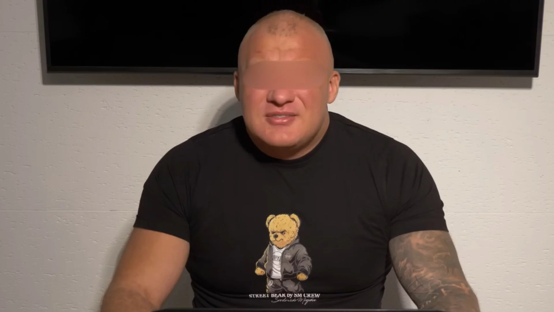 Patryk „Wielki Bu” M. z aktem oskarżenia. Sześć zarzutów dla freak fightera