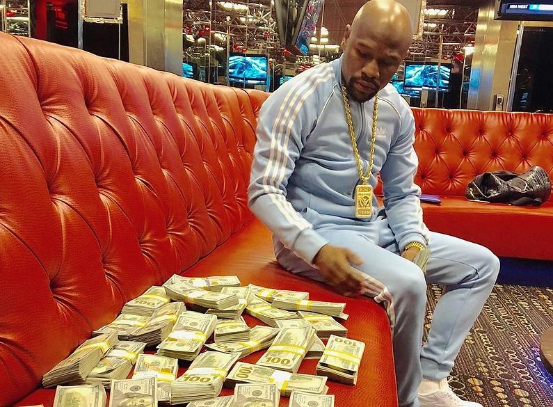 Floyd Mayweather Jr. planuje powrót na ring po walce z Mikiem Tysonem